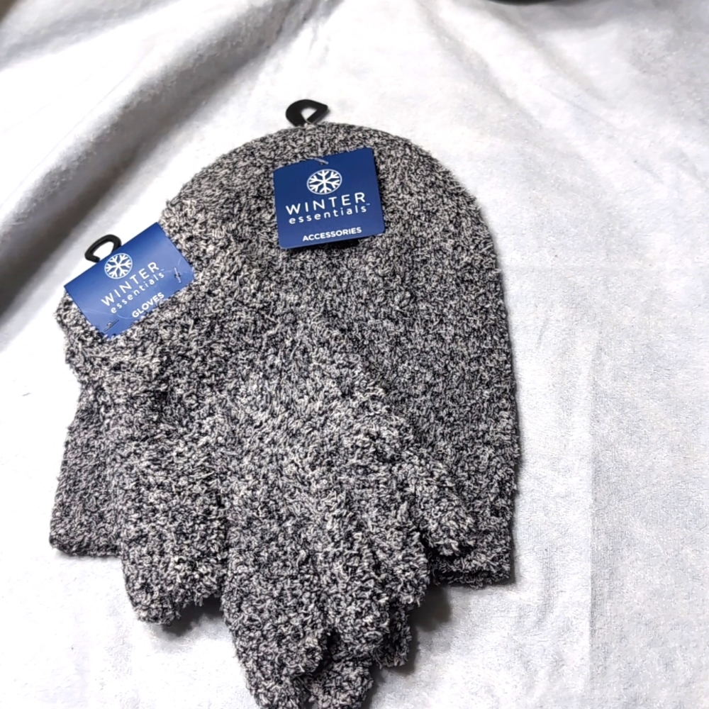 Winter Essentials Accessories Cozy Hat and glove set